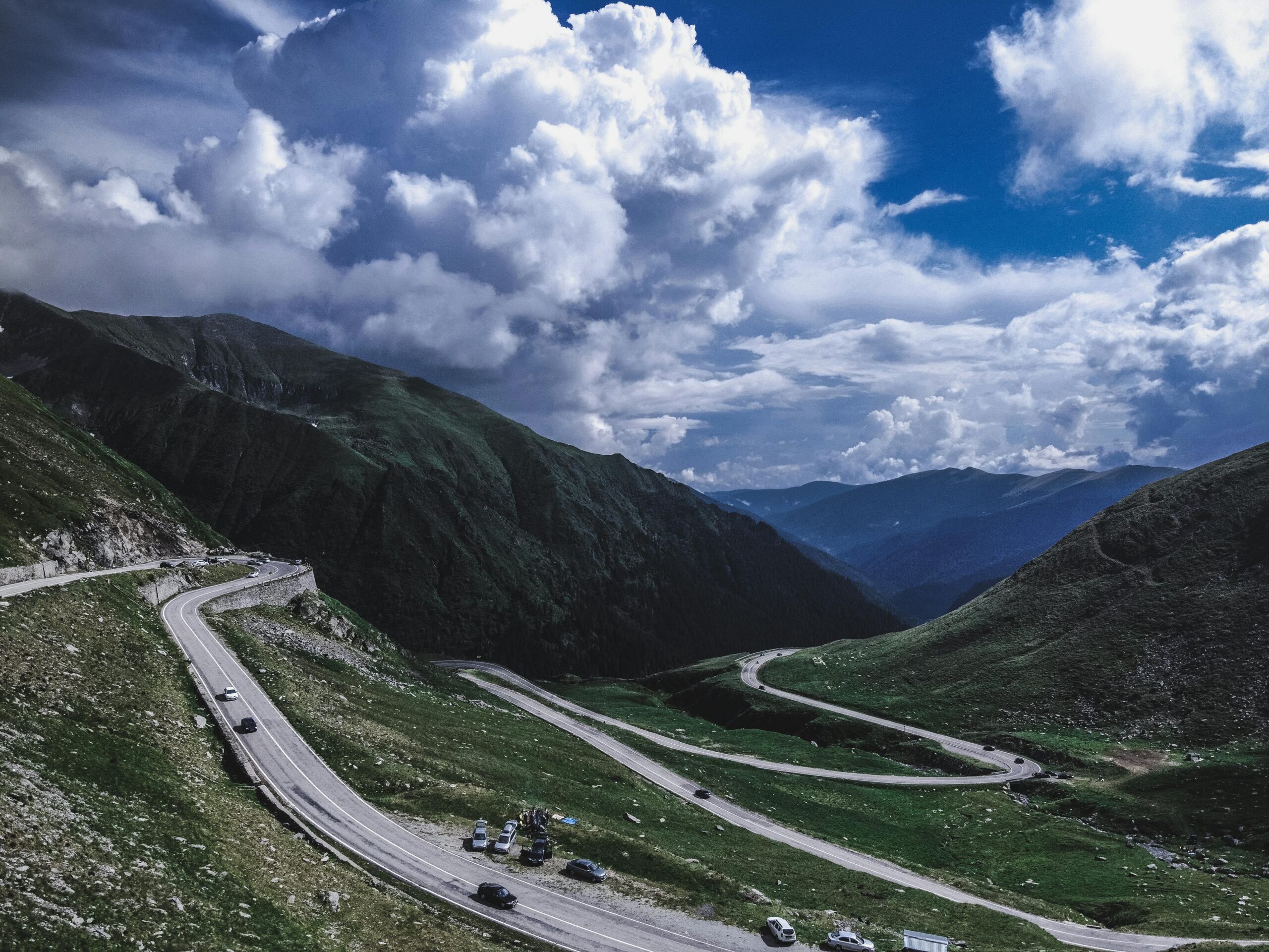 Trouver le bon chemin en Roumanie (photo Justin Mogildea)
